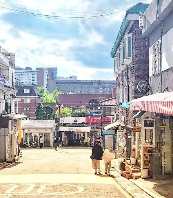 Slowstay Hyehwa - Foreigners Only Seoul Apartment